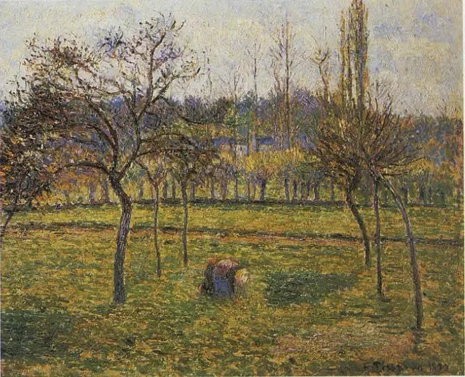 De achtergrond van de wei in Éragny met een vrouw die gras verzamelt - Camille Pissarro