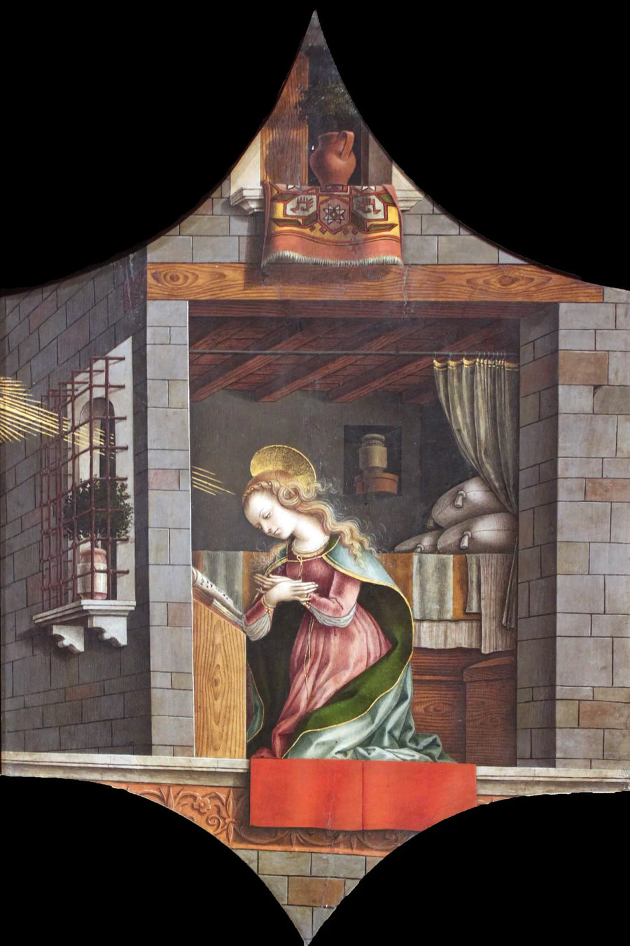 Retabel van San Domenico: De Aankondiging van de Maagd - Carlo Crivelli