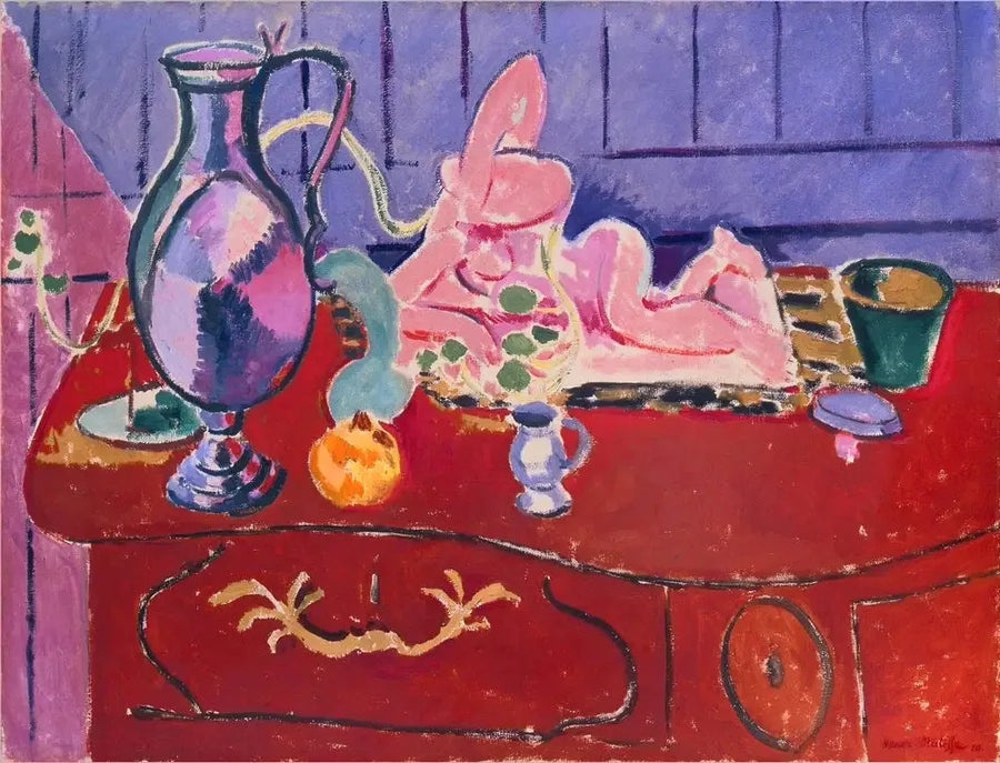 Statuette en kan met rozen op een rode commode - Henri Matisse